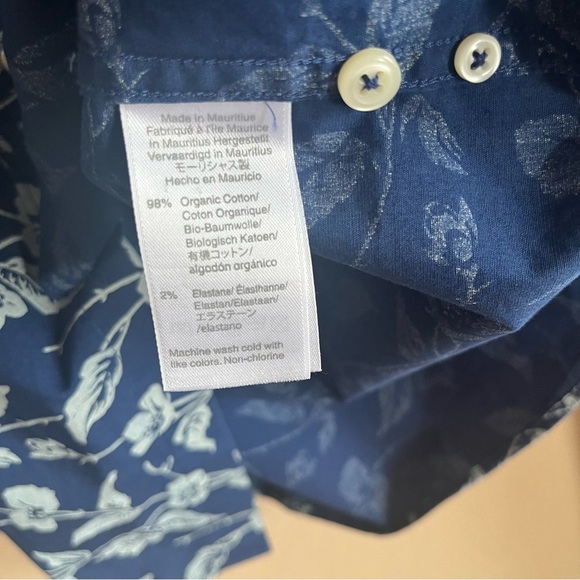 JCrew Secret Wash cotton blue shirt in floral print in LT - Picture 6 of 9